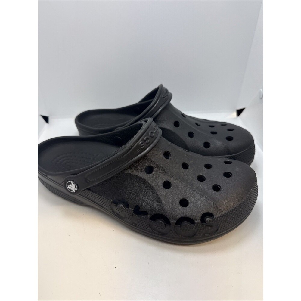 Crocs Baya Clogs Men’s Size 10/Women’s Size 8 Waterproof Slip On Sandals